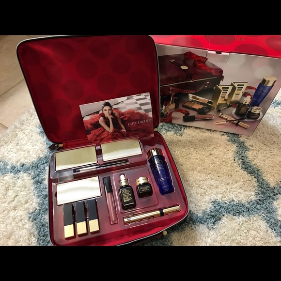 SOLD Estée Lauder Beauty and make up set - Picture 4 of 6